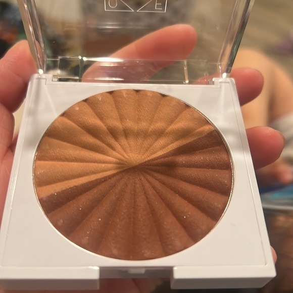 Ofra South Beach Bronzer - Picture 10 of 11